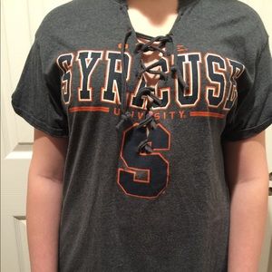 Syracuse University T-shirt made by Gilden